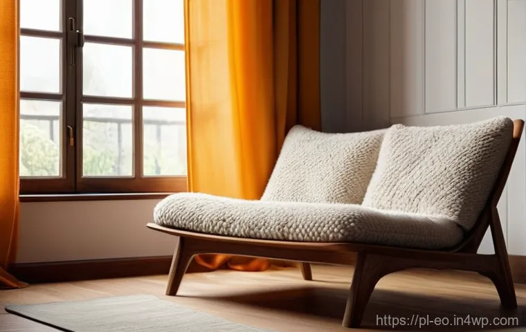 낮잠을 위한 최적의 장소 추천 - **Prompt 1: Serene Home Sanctuary Nap**
A peaceful scene inside a cozy, dimly lit living room, i...